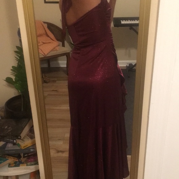 City Triangles | Red Glitter Halter Ruffle Dress - Picture 3 of 7